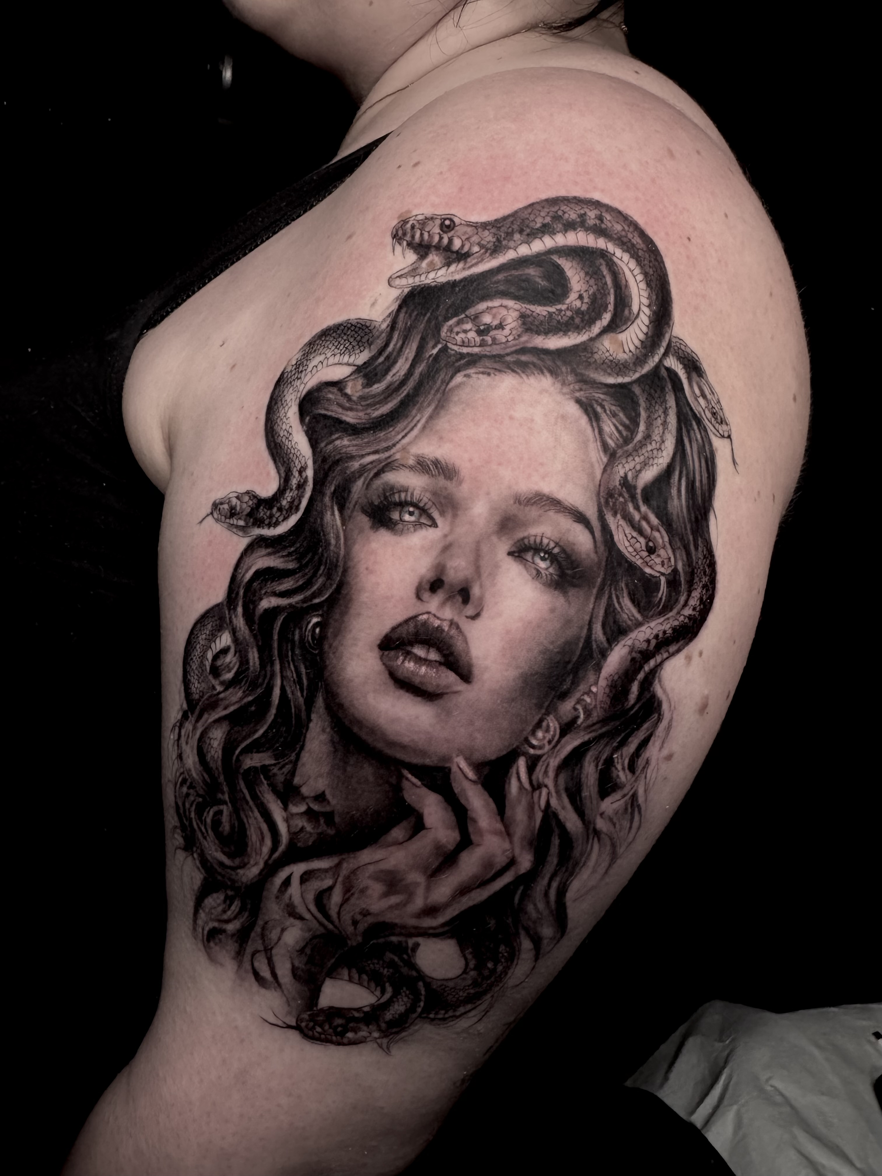 Black & gray realism — lavoro 0, Carlitos Junior Ink Roma